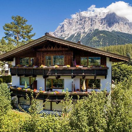 Tyrol Appartements Ehrwald Extérieur photo